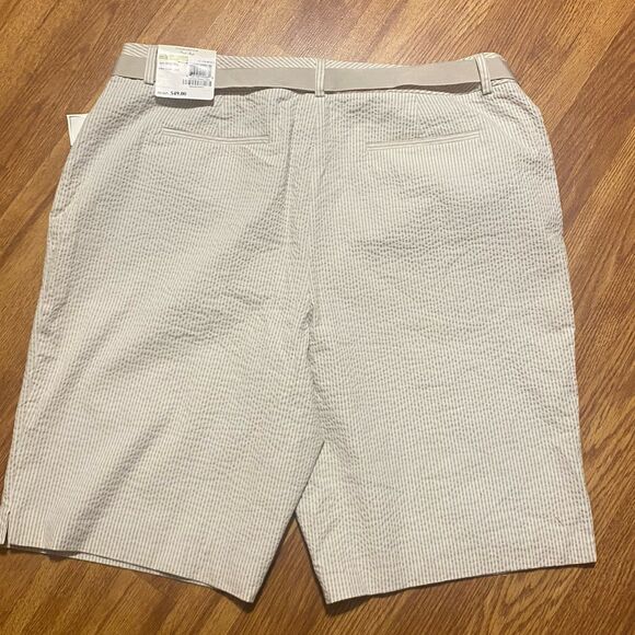 Macy's Charter Club Seersucker Beige Shorts 14 Stretch Tummy Control Stripe NWT - Picture 3 of 10